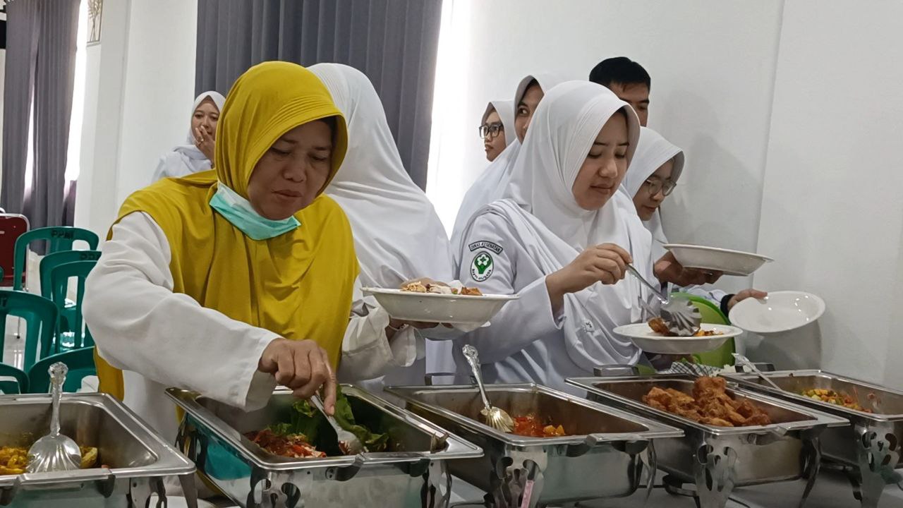 RSUD Sambas Gelar Halal Bihalal 1446 H: Pererat Silaturahmi dan Komitmen Pelayanan Publik